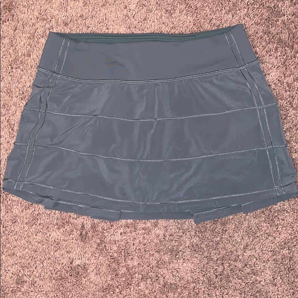 Lululemon pace rival skirt